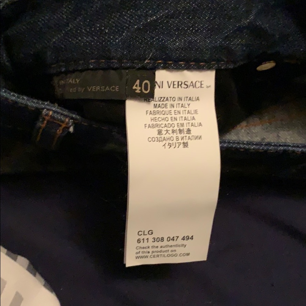 Versace handpainted Jeans and jean jacket - Picture 5 of 8